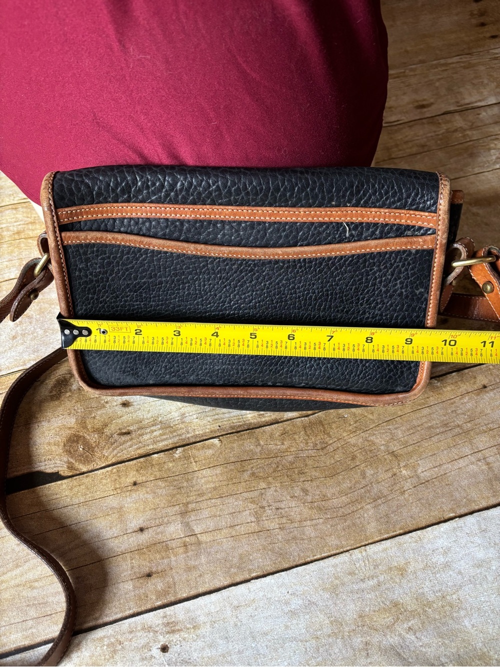 Vintage Dooney & Bourke crossbody bag - Picture 6 of 11